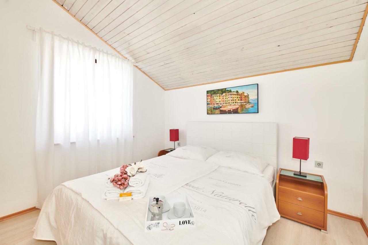 Apartments Gvarda Umag Exterior foto